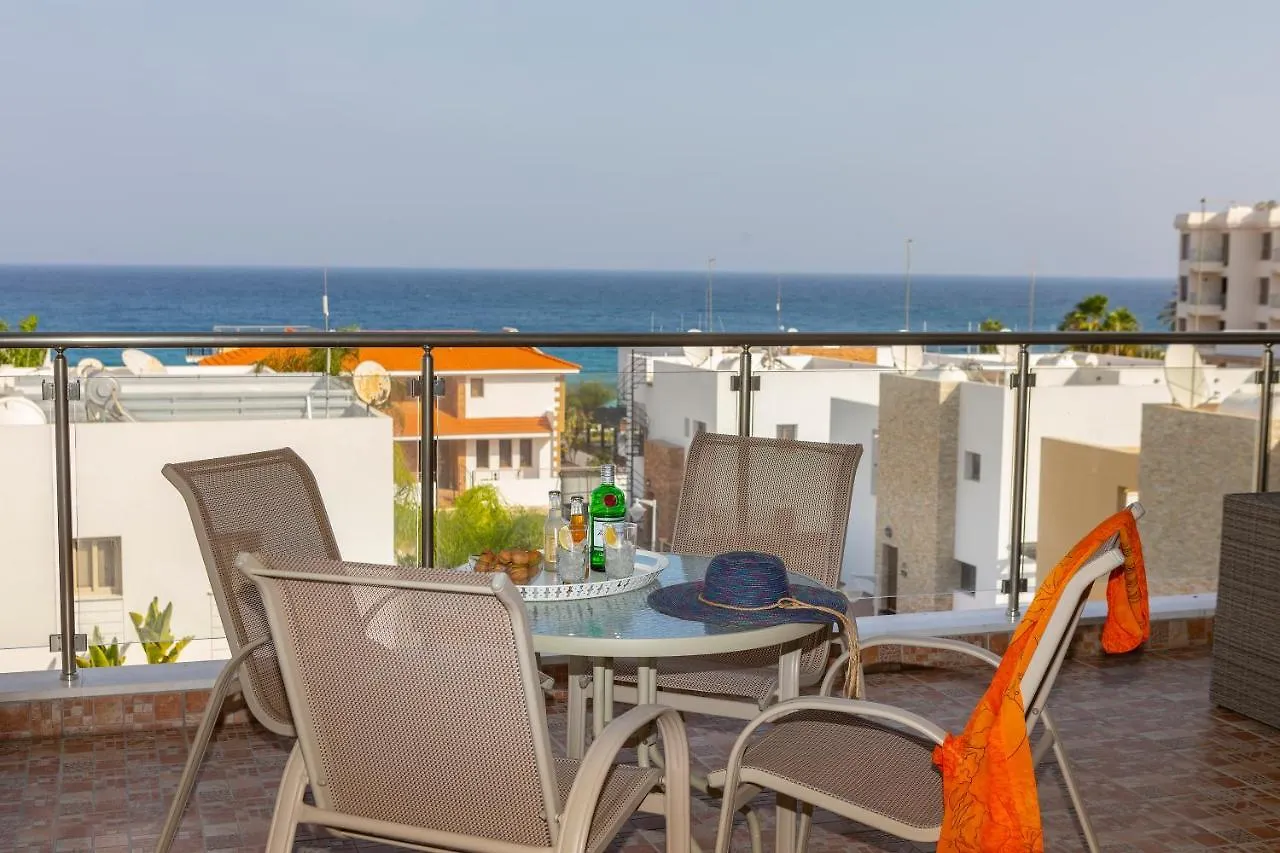 Seafront Protaras Apartments 0*,